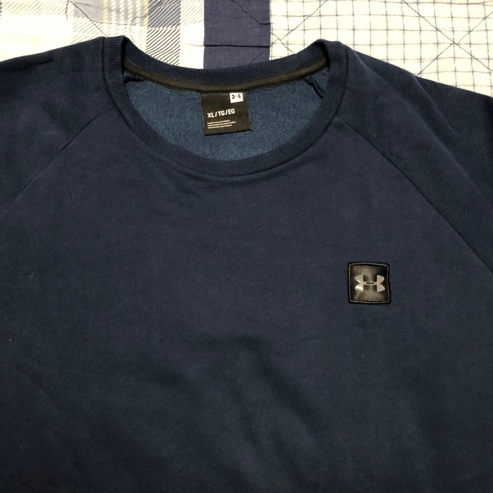 Under Armour Men's Dark Blue Crewneck Sweater - Picture 9 of 11